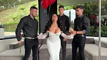 With Steffy Moreno, DP, and Anal, an epic Valentine's Gangbang was released.