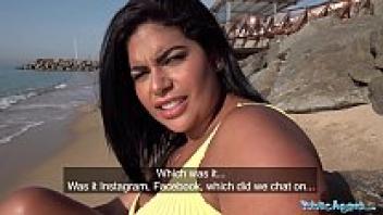 Agent of the Public There is a blind date for a Latina who has enormous natural breasts.