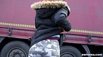Redhead anorexic punker street chick sucking cock really well.