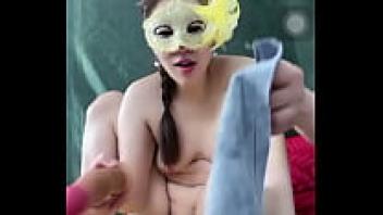 Vietnamese girl squirts.