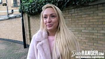 DATERANGER.com: AMBER DEEN, a dumb blonde British Barbie, twerks before COWGIRL on DICK on FIRST DATE.