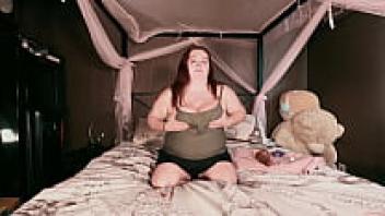 Sexynebbw