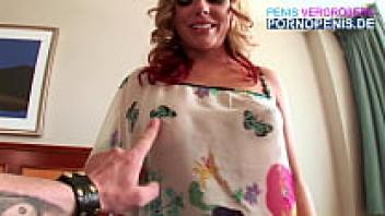 My cock gets handjobbed and rimjobed by German milf.