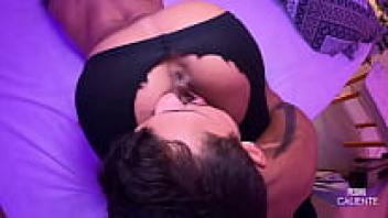 I tore the fitness muse's trousers, chained her, and tampered with everything (part 1).