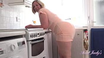 In the kitchen, Aunt Judys, a 48-year-old BBW step-auntie star, brings you joy.